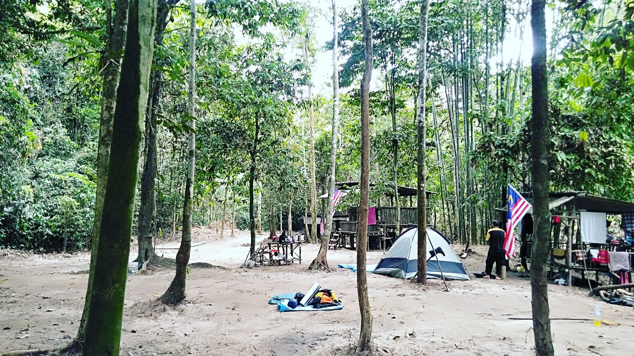 Semungkis Survival Camp