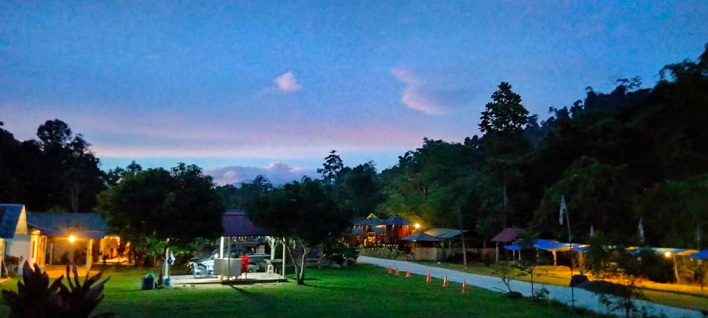 Campsite Cherry Chalet