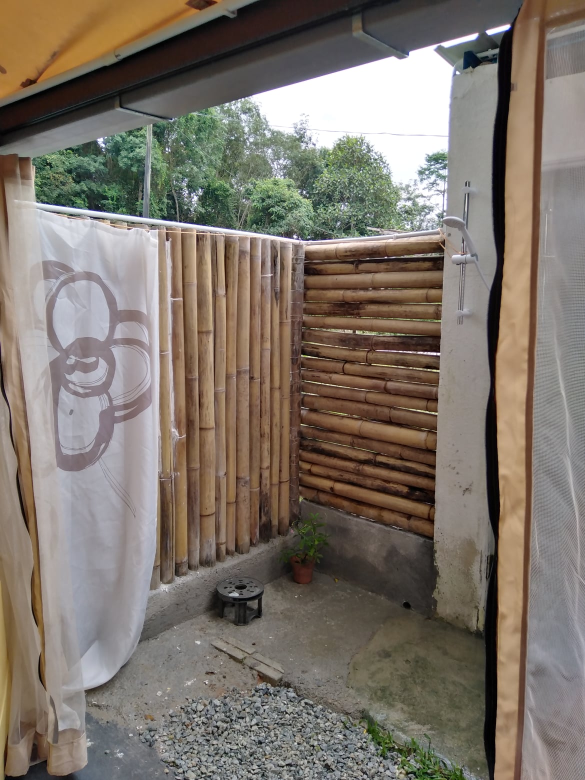 FarmVille Glamping Retreat