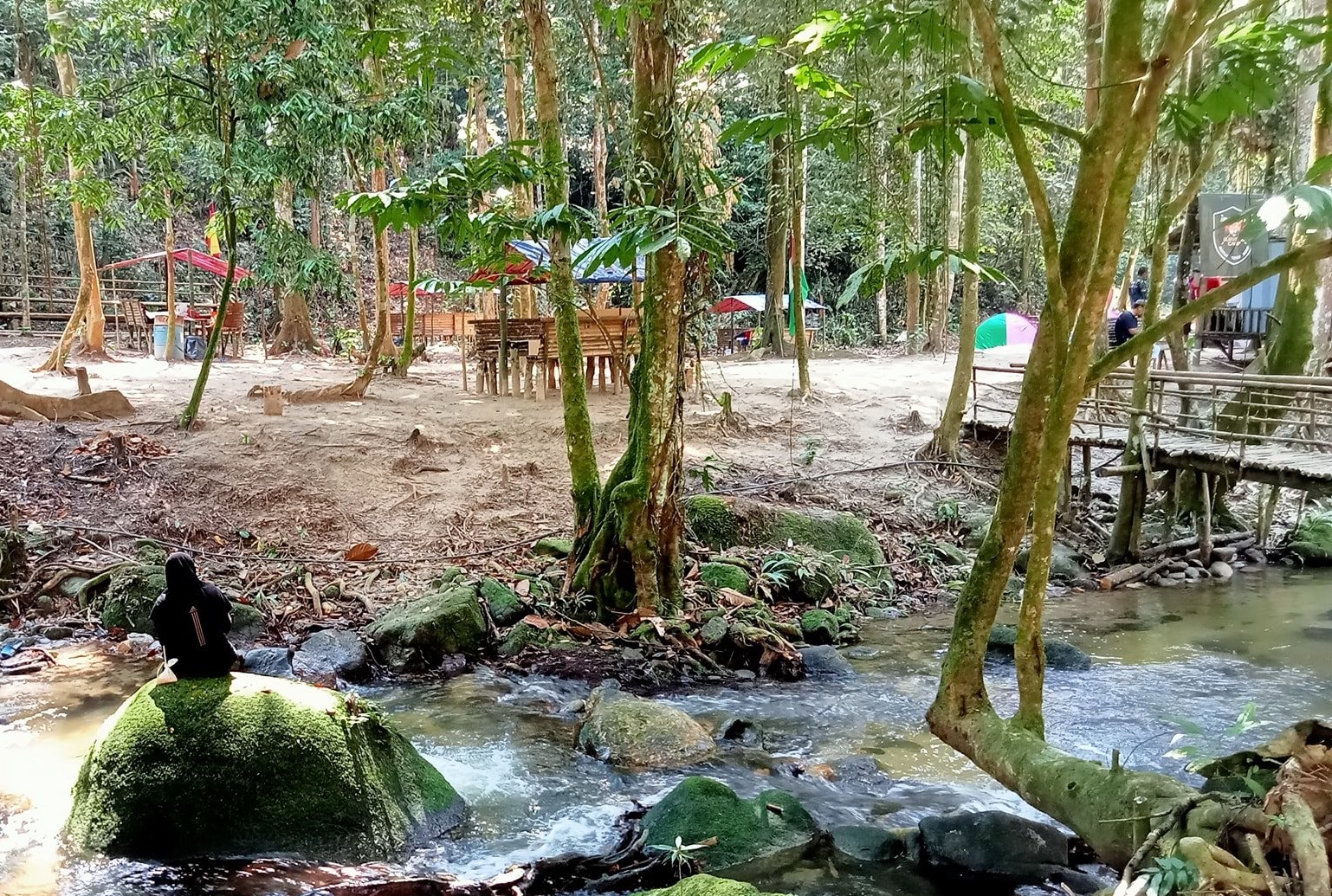 Semungkis Survival Camp