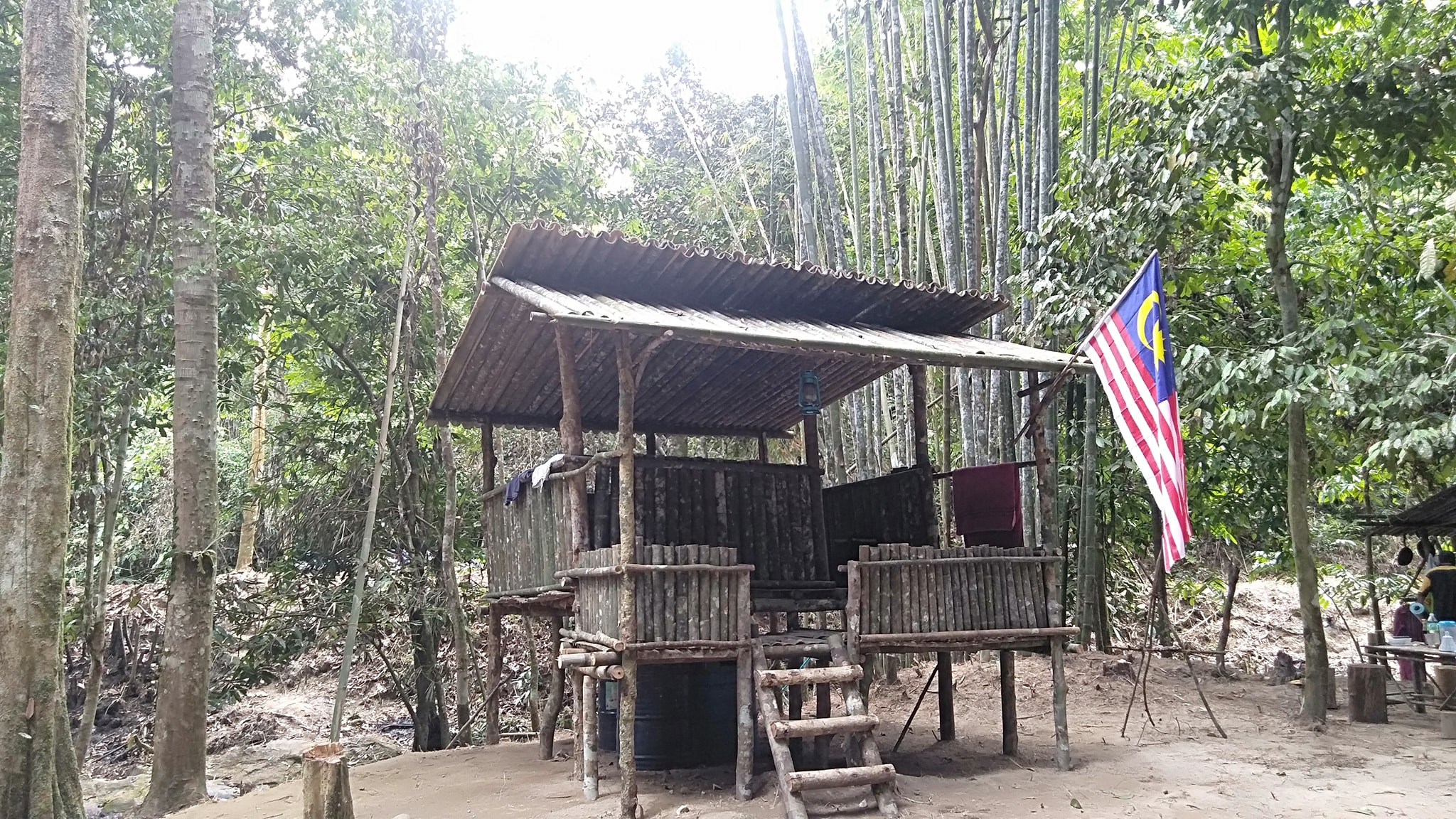 Semungkis Survival Camp