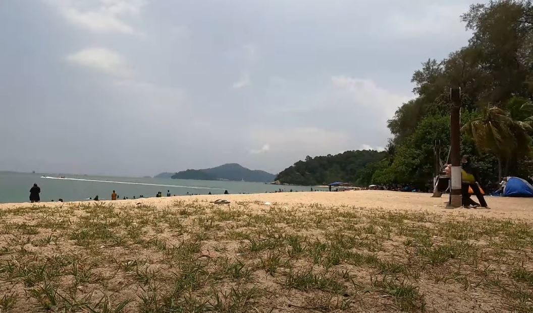 Teluk Batik Camp Site