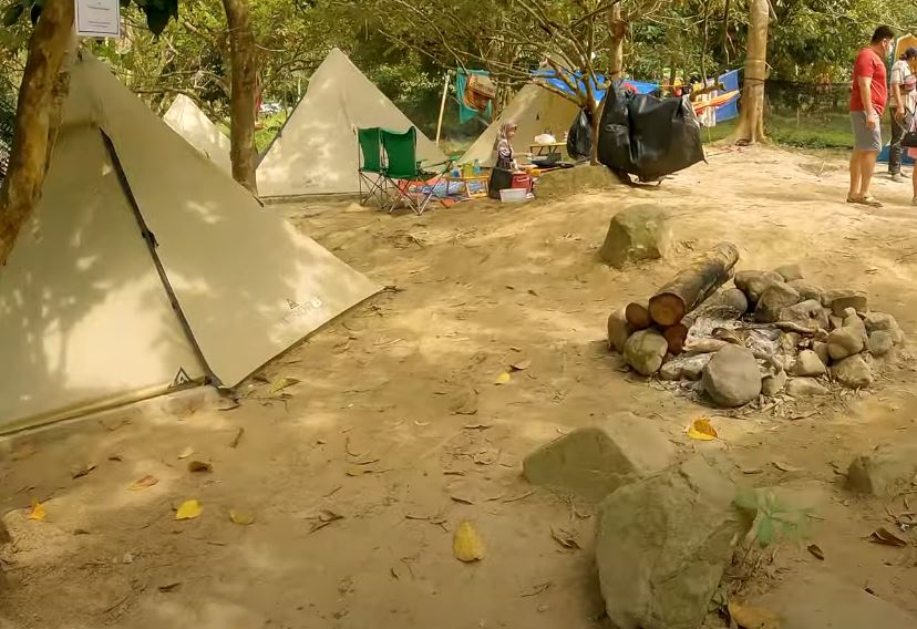 Tepian Bambu Glampsite